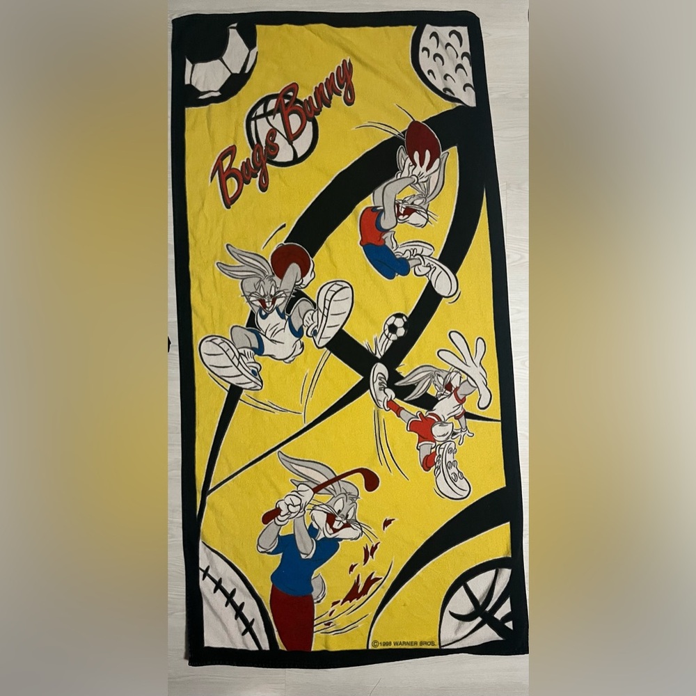 1998 Bugs Bunny beach towel vintage sports